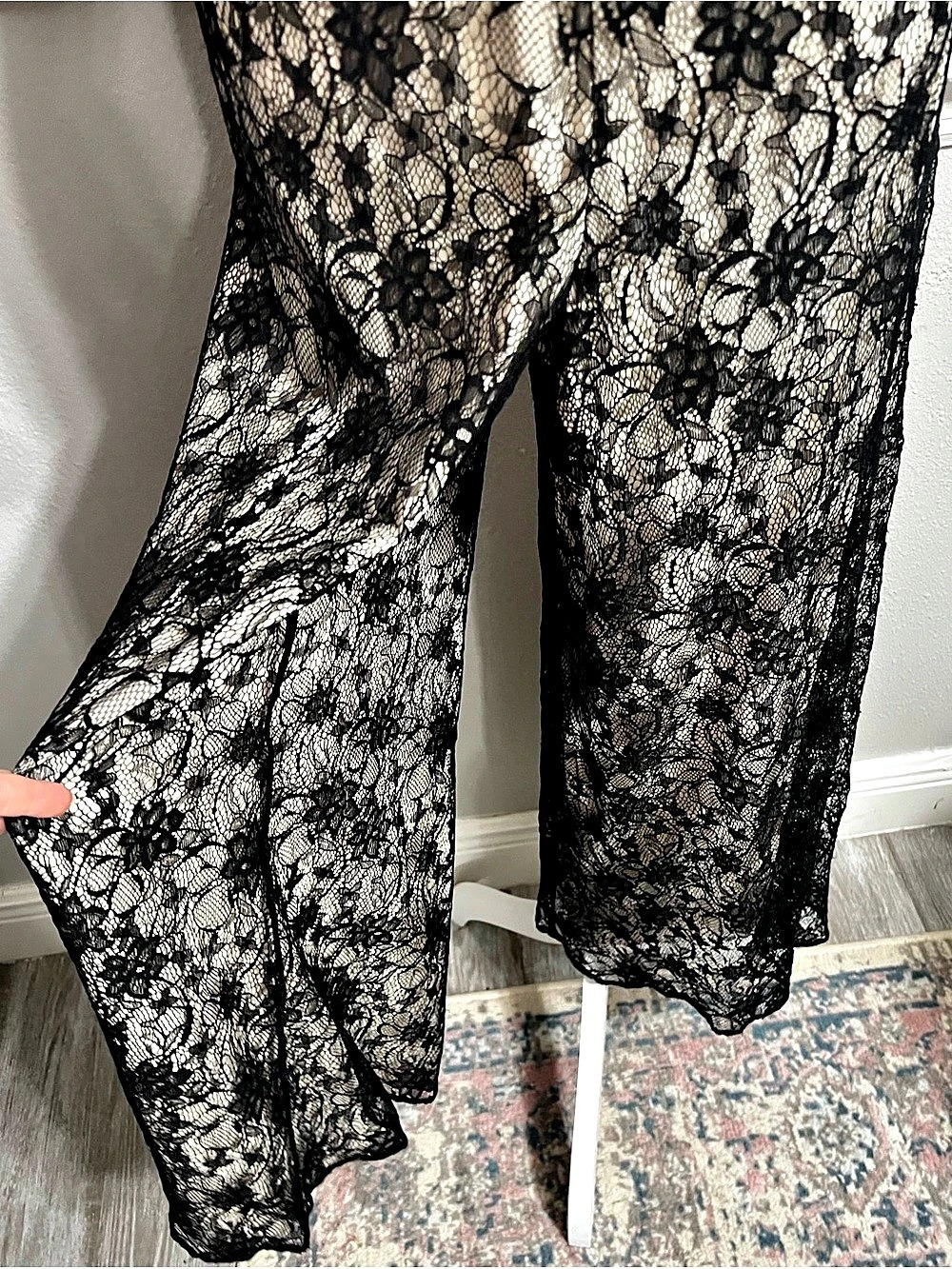 alice + olivia Black And Nude Lace With Leather Zipper Jumpsuit Small - Picture 6 of 16